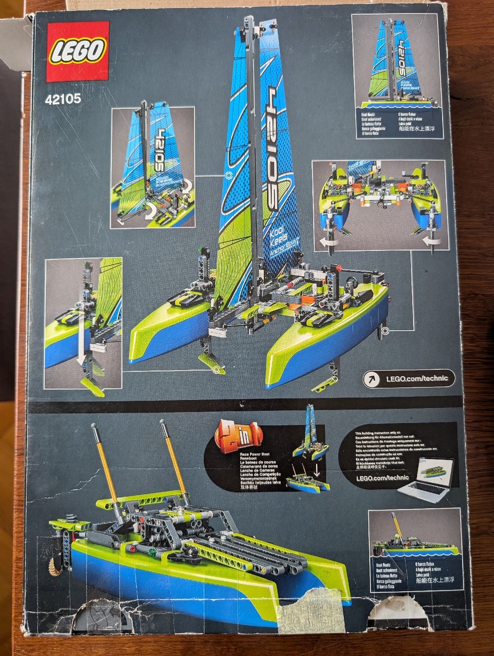 Lego Spielzeuge: LEGO Technic: Katamaran 42105 – Gebraucht aus Bern von Zorro333 1