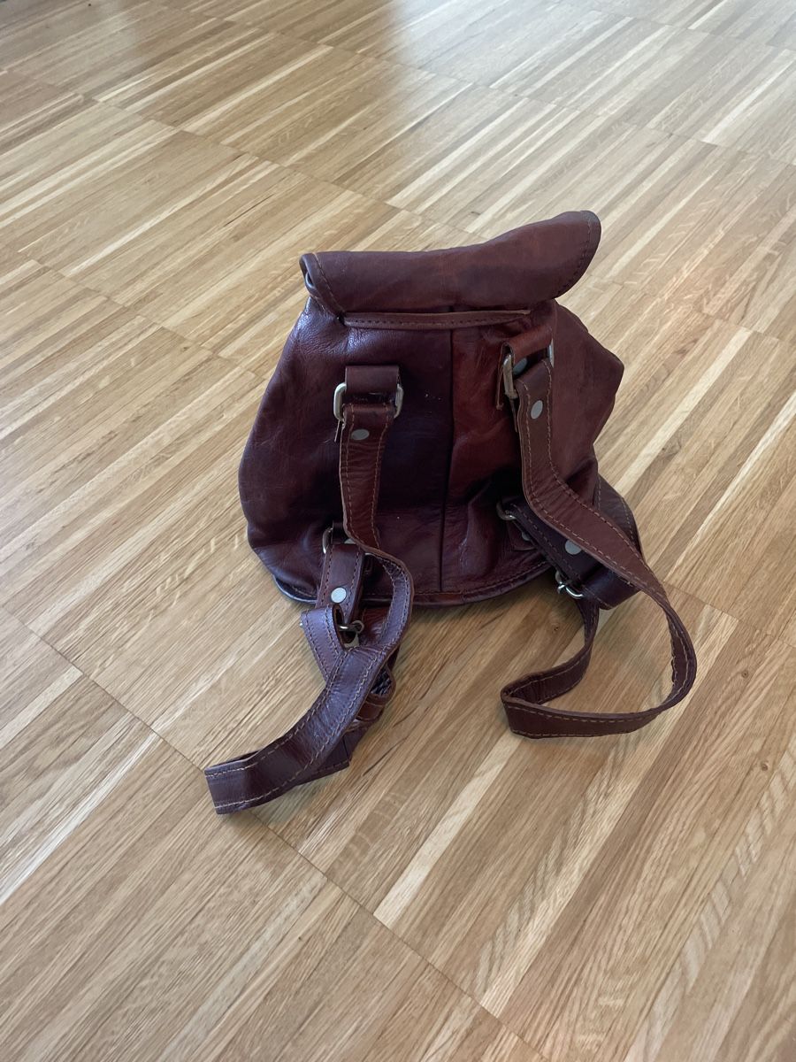 Zaini: Vintage echt Leder mini Rucksack – Nuovo (secondo la descrizione) da Zürich venduto da saraA94 1