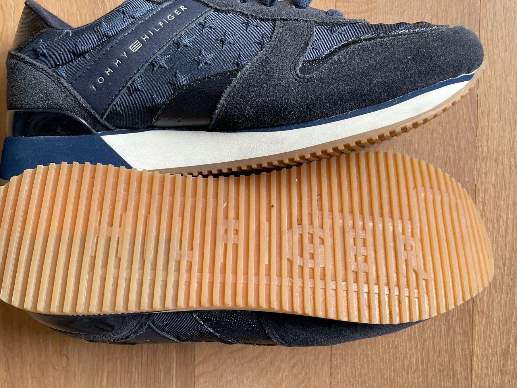 Tommy Hilfiger Scarpe da donna: Sneakers Tommy Hilfiger Grösse 40 – Nuovo (secondo la descrizione) da Küsnacht ZH venduto da Cmunte01 3