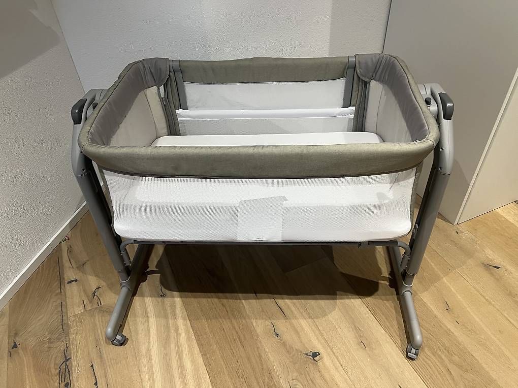 Chicco Culle: Beistellbett Next2me Magic Evo Desert Taupe – Usato da Wohlen AG venduto da Thara.3110 2