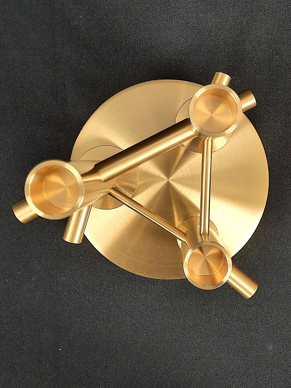 Fritz Hansen Portacandele: FRITZ HANSEN Kerzenständer JH10 Messing – Nuovo (secondo la descrizione) da Beinwil am See venduto da Restwert_Beinwil 4