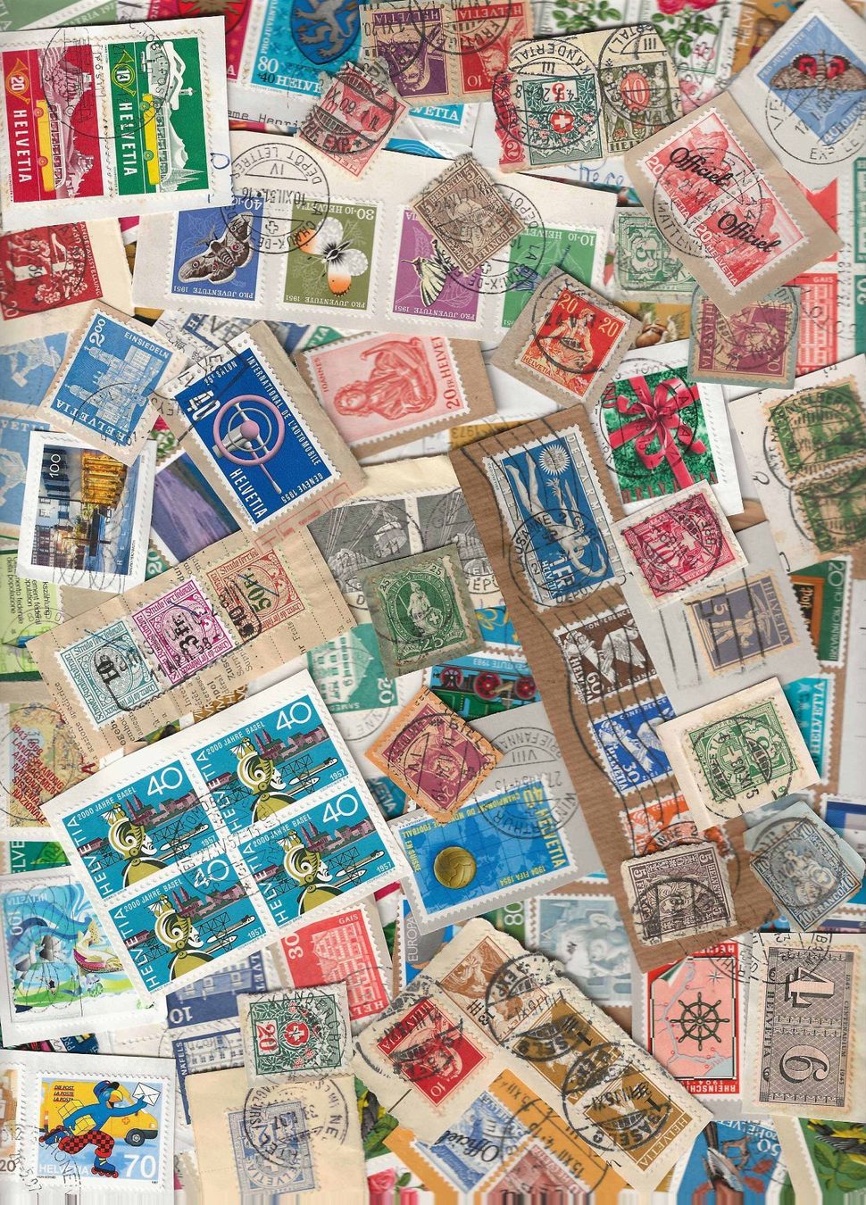 Tutti i francobolli: PAP11 - Lot de timbres CH à décoller – Nuovo e nell'imballaggio originale da Trélex venduto da Phil_Albert