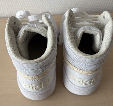 Adidas Scarpe da donna: ADIDAS HOOPS 3.0 MID Gr. 38 – Nuovo (secondo la descrizione) da Emmenbrücke venduto da Galerie 1