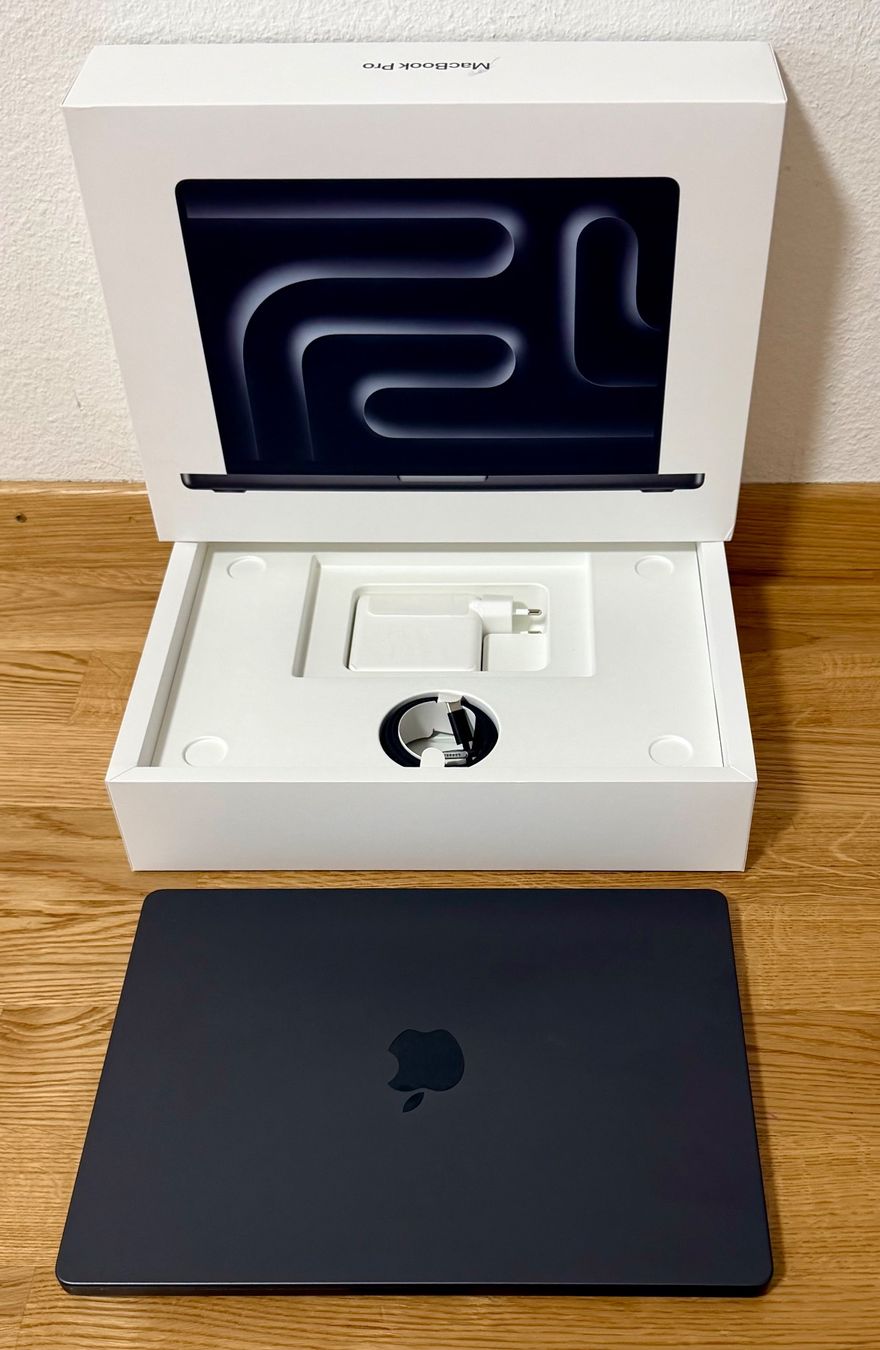 Apple Notebook: MacBook Pro 14" 14C/20C 48GB 1TB Space Black – Nuovo (secondo la descrizione) da Unterengstringen venduto da VaLue2024 1