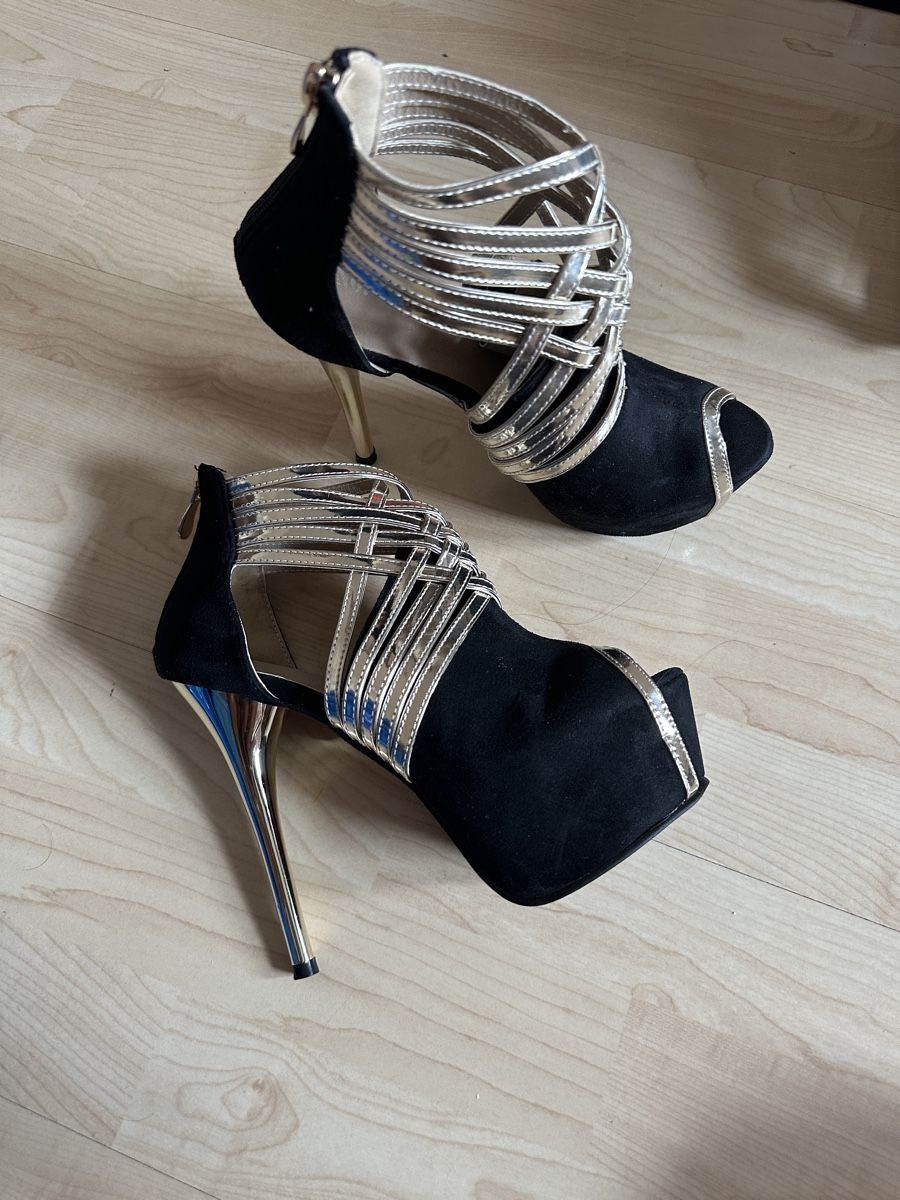 Damenschuhe: High Heels schwarz/gold – Neu (gemäss Beschreibung) aus Niederbipp von val_7s6c