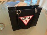 Guess Handtasche, Schwarz, Top Zustand!