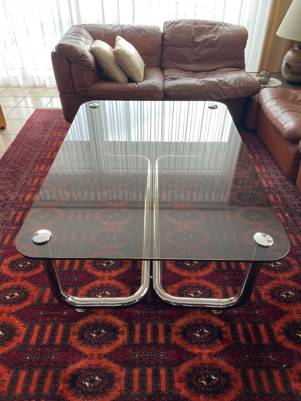 Tavoli: Retro Glas Couchtisch mit Chromgestell - 130x90cm – Usato da Zürich venduto da plumita