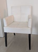 Comfortable White Leather Armchair - Perfect for Winter!