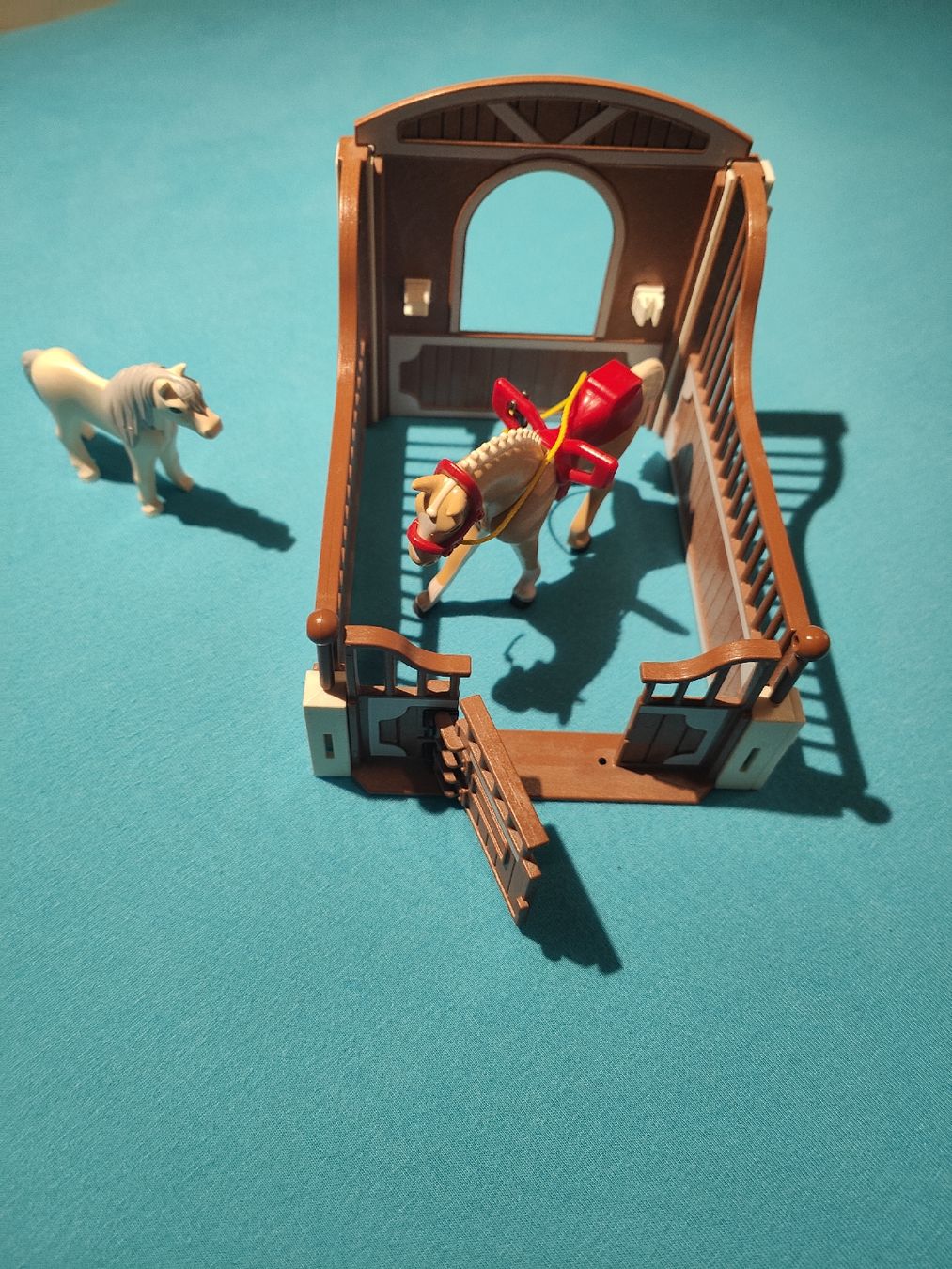 Playmobil Spielzeuge: Playmobil Pferde-Freizeit-Café – Gebraucht aus Kriens von Arrabbiata 4