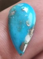 Cabochon L-8313 – Pyritisierter Türkis 17x9x3 mm ca. 4 Karat