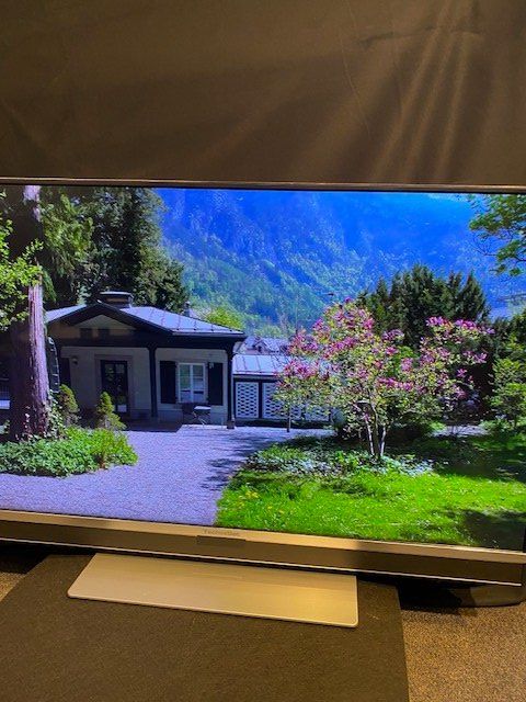 Technisat Fernseher: Technisat UHD 43 SL – Neu (gemäss Beschreibung) aus Würenlingen von Schneiderhifi 3