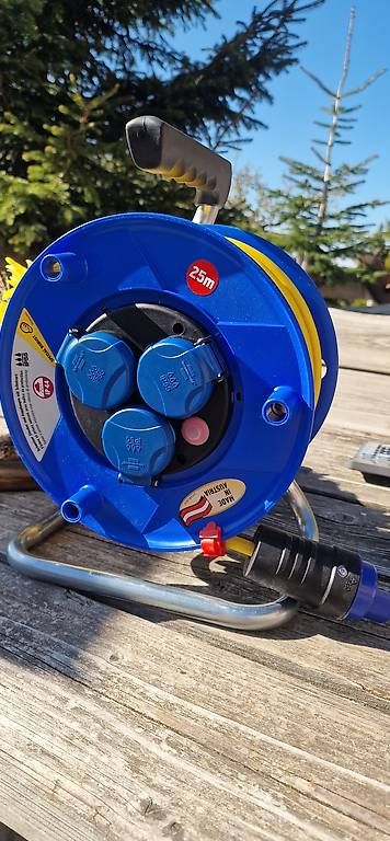 Kabel: Kabelrolle 25 Meter – Gebraucht aus Nunningen von south-islander