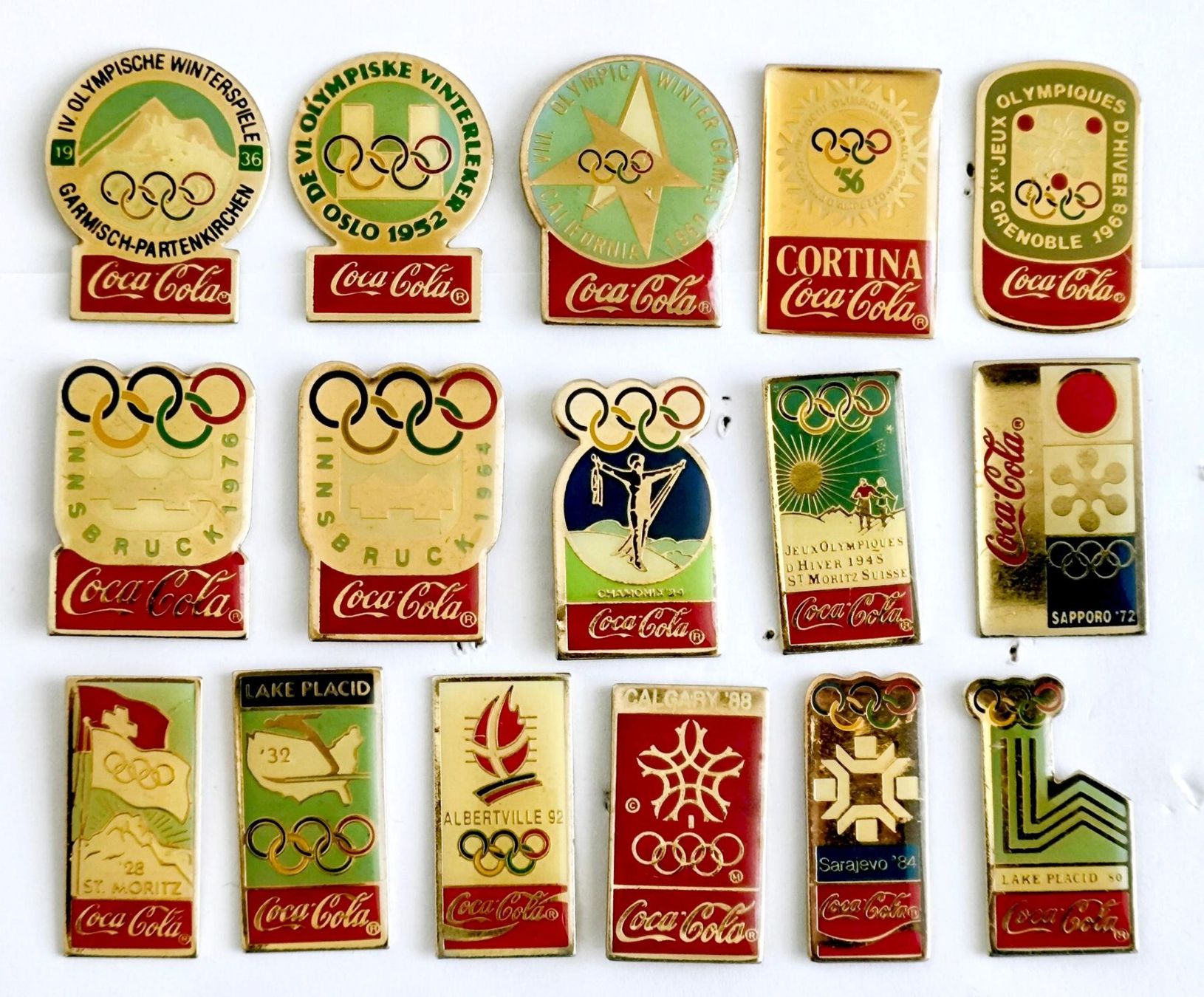 Coca-Cola Plaquettes & Badges: Serie Coca-Cola Olympia Pins  Winterspiele – D'occasion à Pfäffikon ZH par Colacity