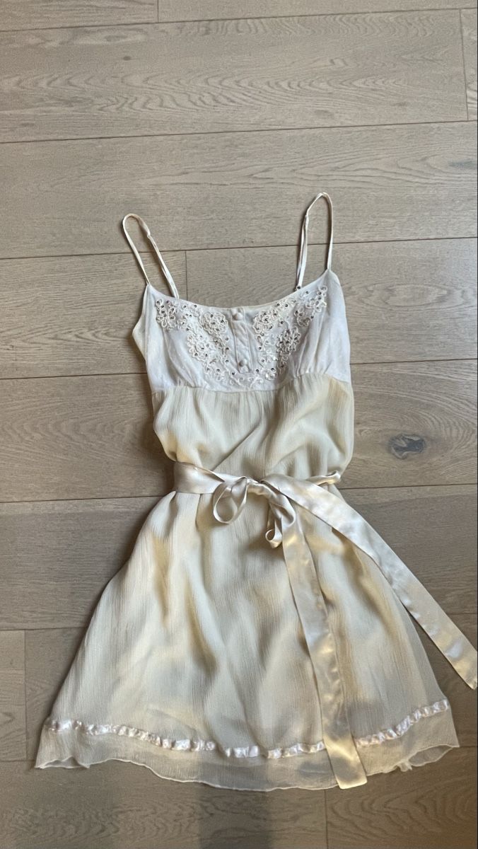 Kleider: Joseph, silk ivory strap dress, size 38 – Neu (gemäss Beschreibung) aus Troinex von nadinebmichaelson 6