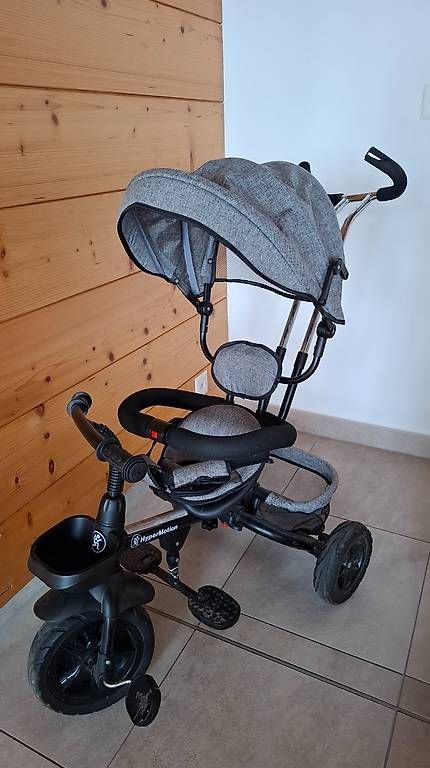 Veicoli per bambini: Tricycle bébé / enfant – Usato da Arbaz venduto da kil_hng8