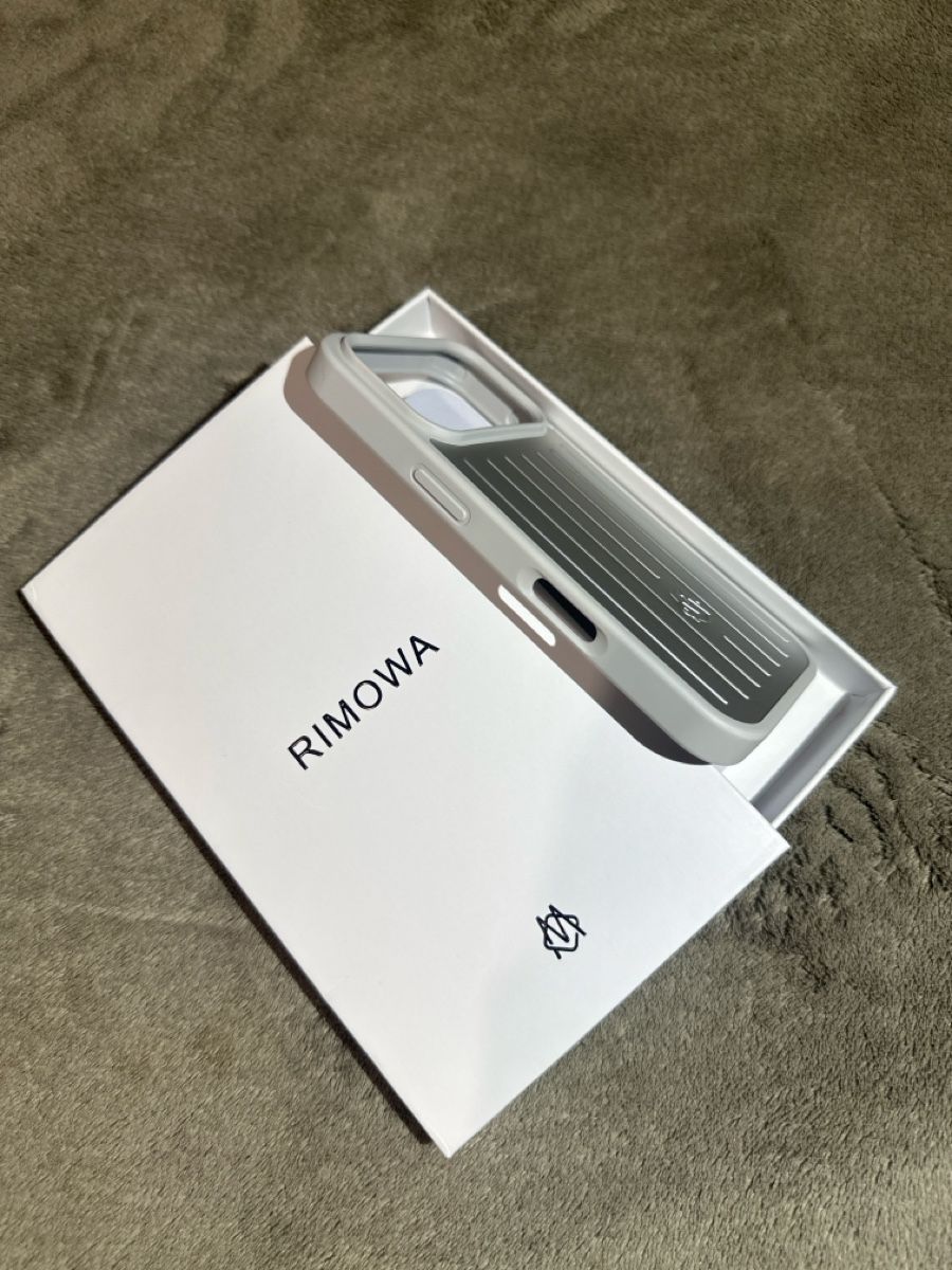 Apple Covers & Schutzfolien: Coque Rimowa pour iPhone 17 Pro – Neu (gemäss Beschreibung) aus Renens VD von acc_x6fw 3