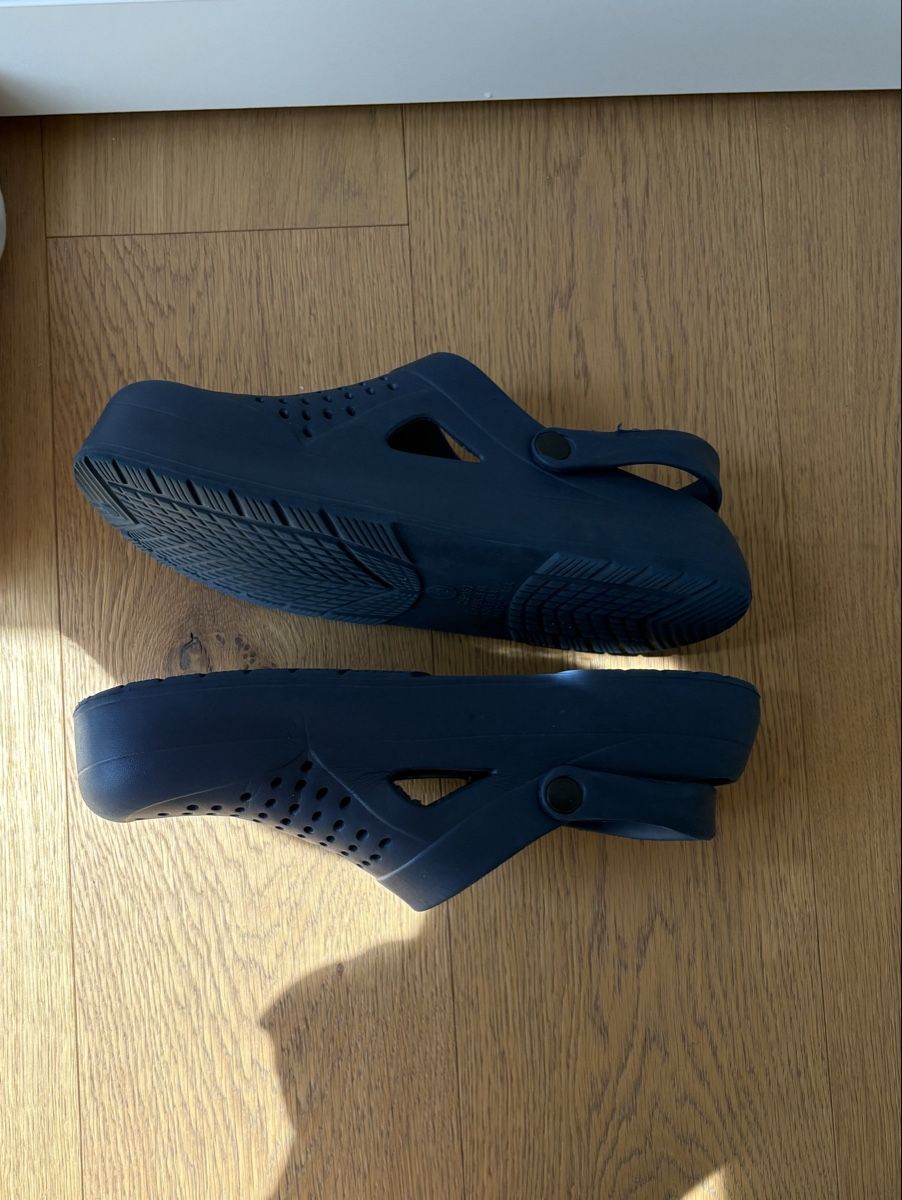 Herrenschuhe: Crocs Gr. 43 – Neu (gemäss Beschreibung) aus Ruggell von sam_7y57