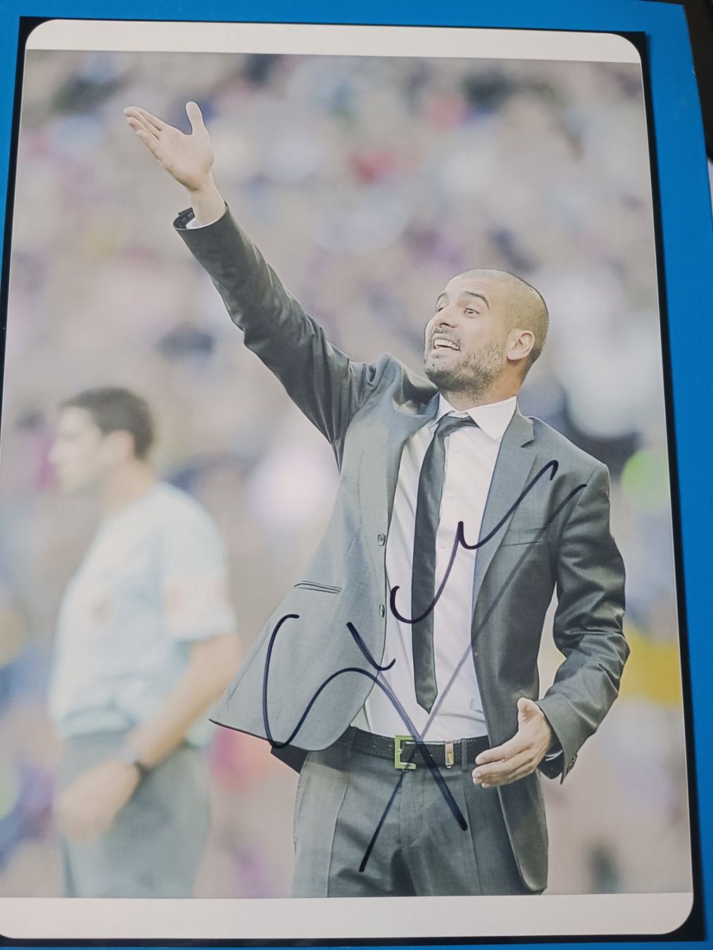 Autografi: Pep Guardiola - Handsigniertes 20x30cm – Usato da Menziken venduto da Artographs