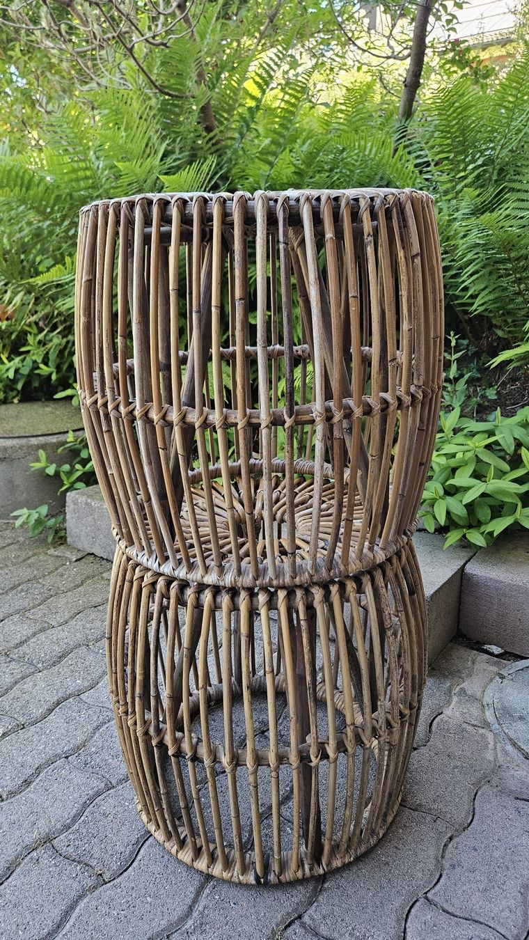 Sgabelli: 2 Hocker aus Bambus. – Usato da Winterthur venduto da osk_zkv5 1