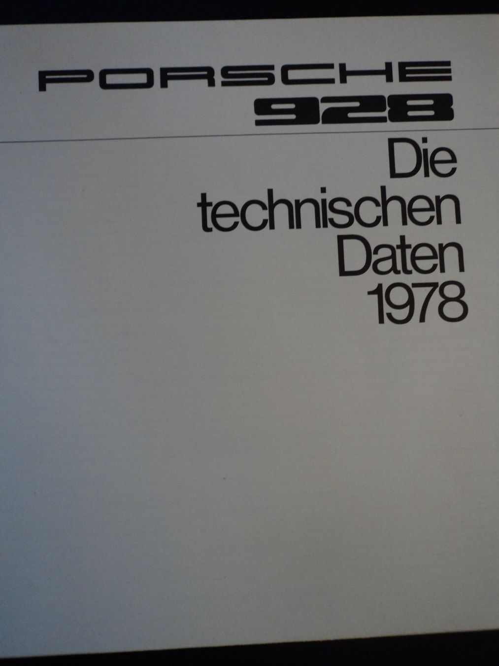 Porsche Documenti: Prospekt Technische Daten Porsche 928 von 1978 – Usato da Schwarzenburg venduto da modelCARama 1