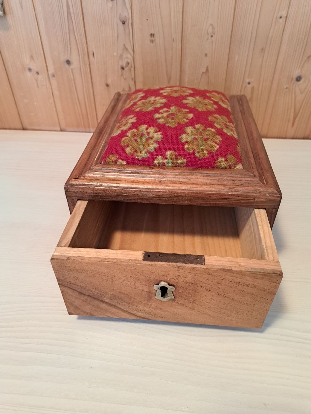 Autres pour bricolage & couture: Antike Nähkästchen – D'occasion à Schöftland par bea_k5lj 2