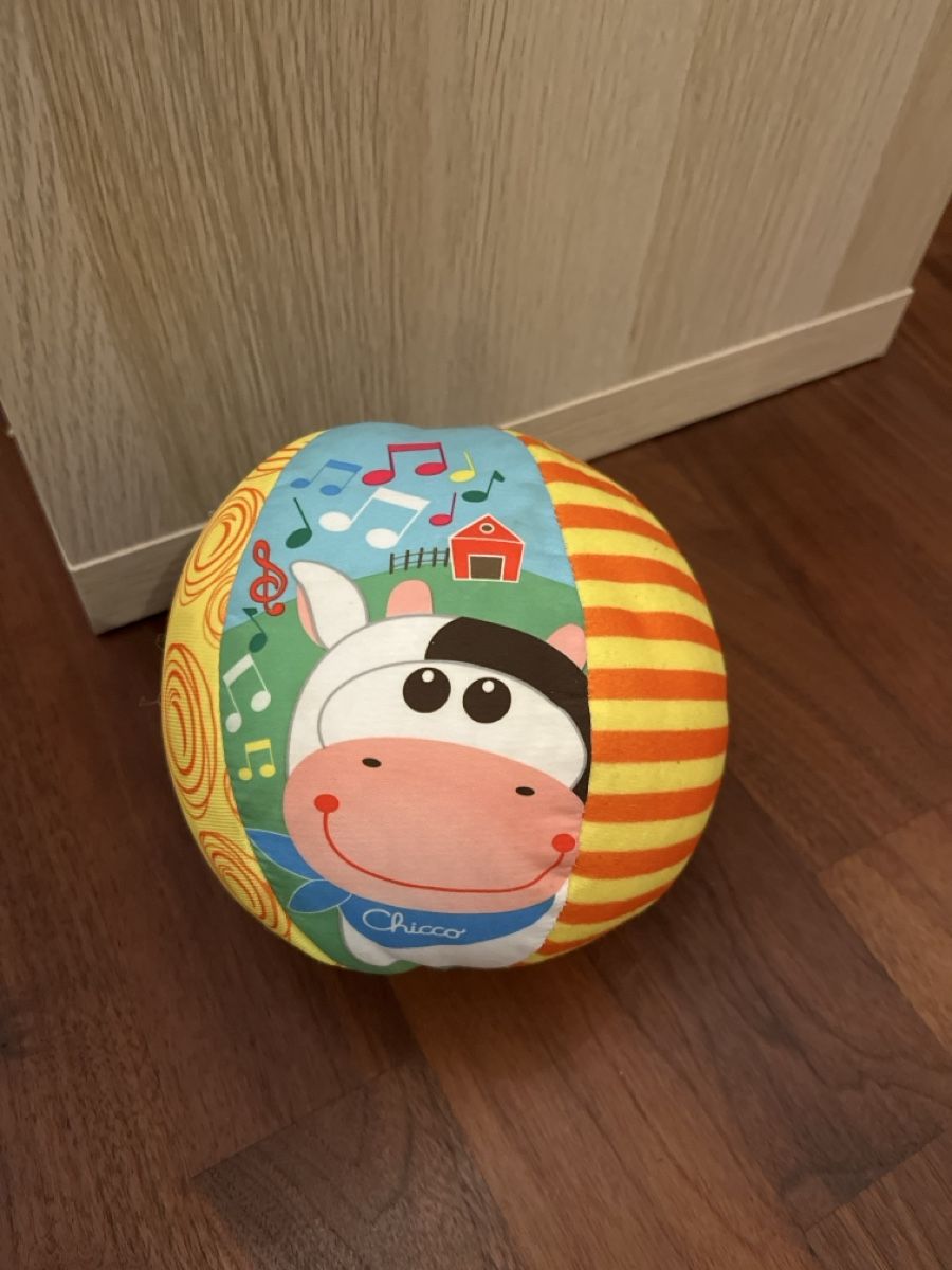 Jouets: Ball weich mit Geräusch – D'occasion à Andelfingen par estark