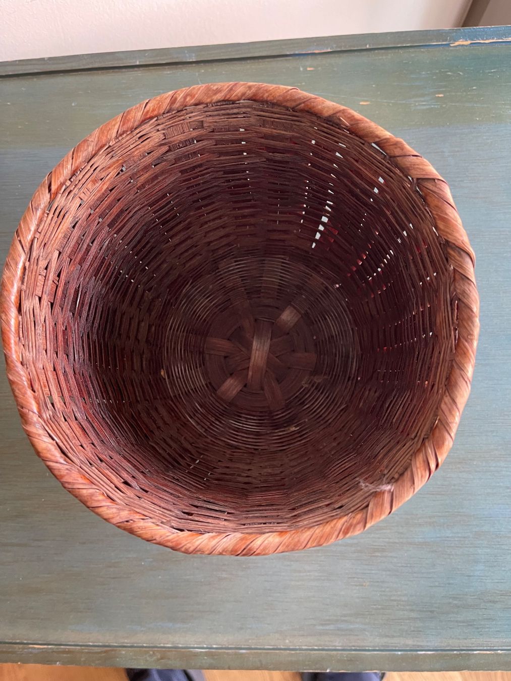Vasi per fiori: Blumenübertopf Holz Braun – Usato da Turbenthal venduto da mmtuescher 2