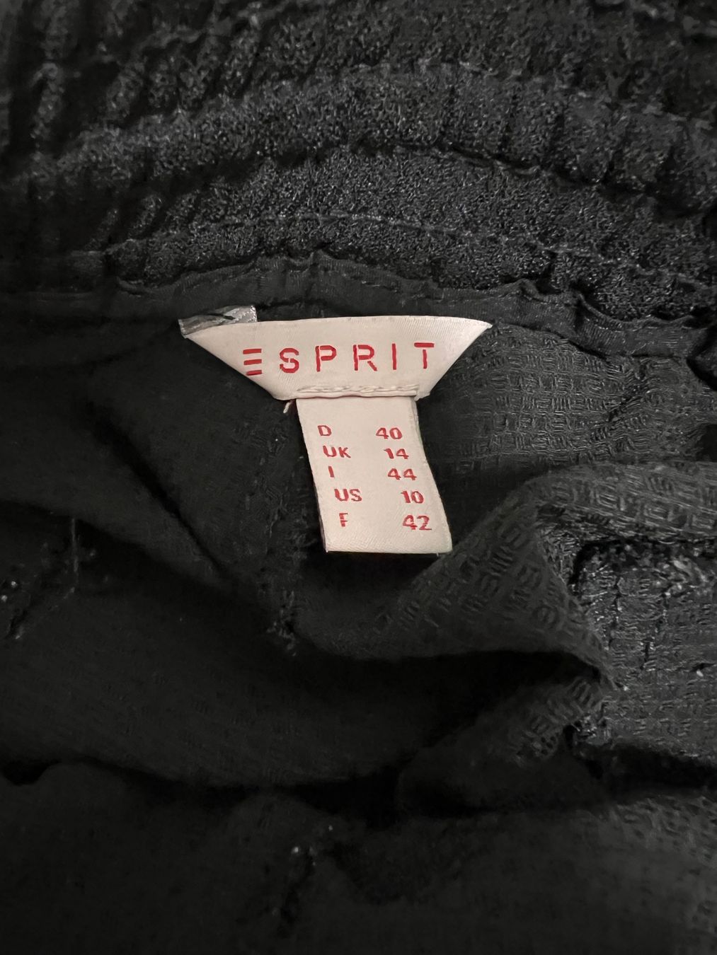 Esprit Hosen: Stoffhose Esprit / Grösse 40 – Gebraucht aus Escholzmatt von mel_58wh 2