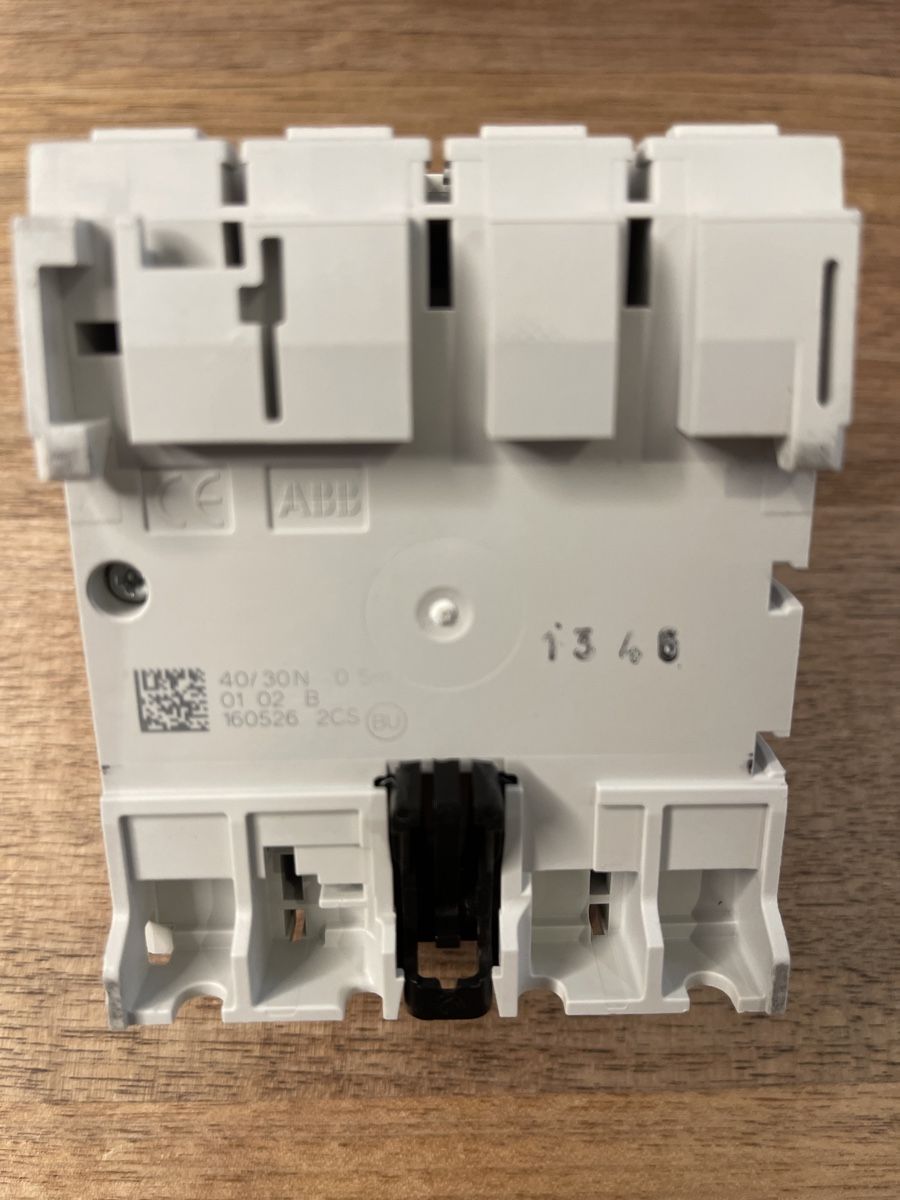 ABB Stromzufuhr: ABB FI Schalter F454 40 Ampere – Neu (gemäss Beschreibung) aus Ehrendingen von Sansav 2