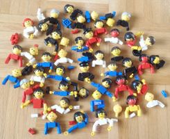 viele alte LEGO Figuren   Köpfe, Frisuren, Arme  ca.380g