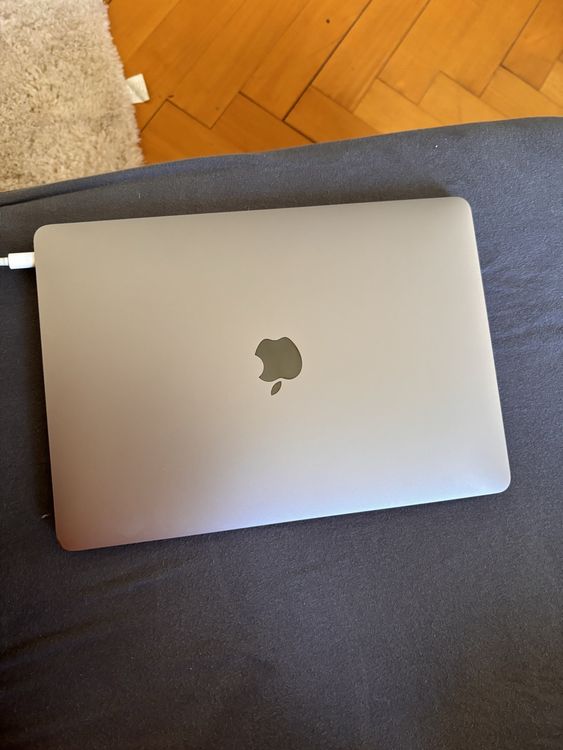 Apple Mac book air 8.2 (2020) | Kaufen auf Ricardo