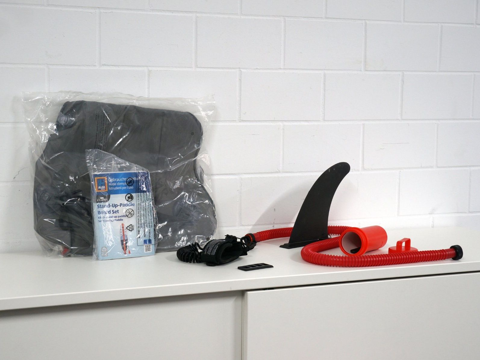 Planches de surf: Aldi Crane Stand-Up Paddleboarding Set – D'occasion à Rüti ZH par Restwert_Rueti_ZH 2