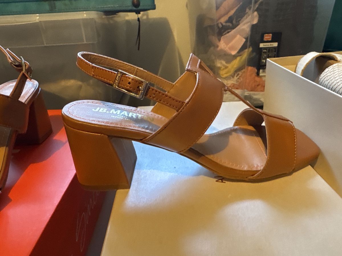 Scarpe da donna: NEW JB Martin Summer Sandals 39 – Nuovo (secondo la descrizione) da Fällanden venduto da emilyeheim 2