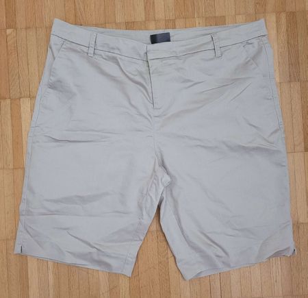 67  Shorts d'été beige Yessica, taille 46/48