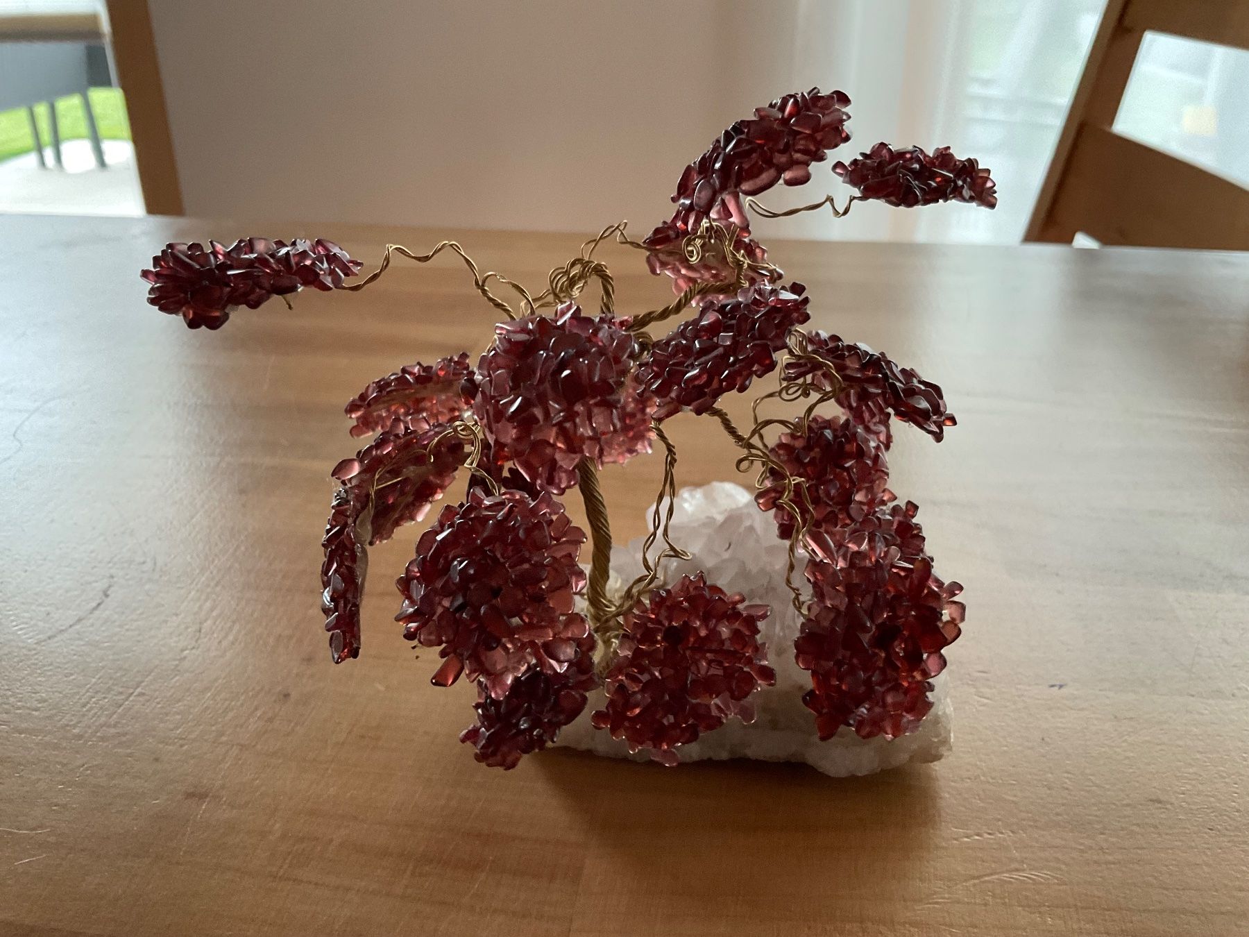 Tutte le decorazioni: Baum mit Edelstein ( evtl. Granat ) – Usato da Rümlang venduto da euqinom16 3