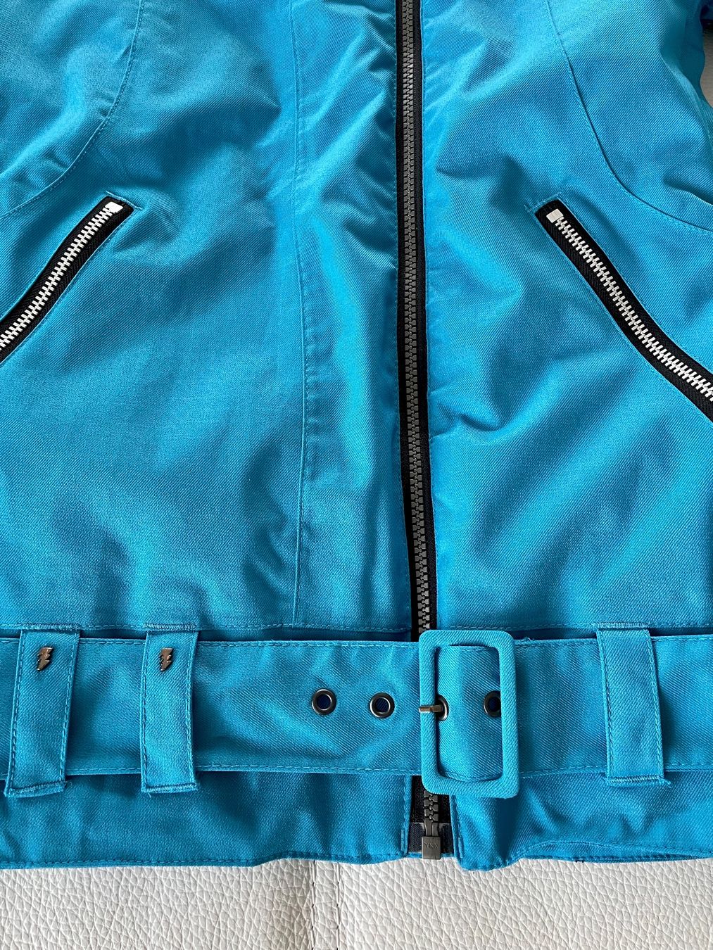 Giacche: GENTLY USED SNOWBOARD / SKI JACKET, SIZE XS – Usato da Forch venduto da ele_9gsf 6