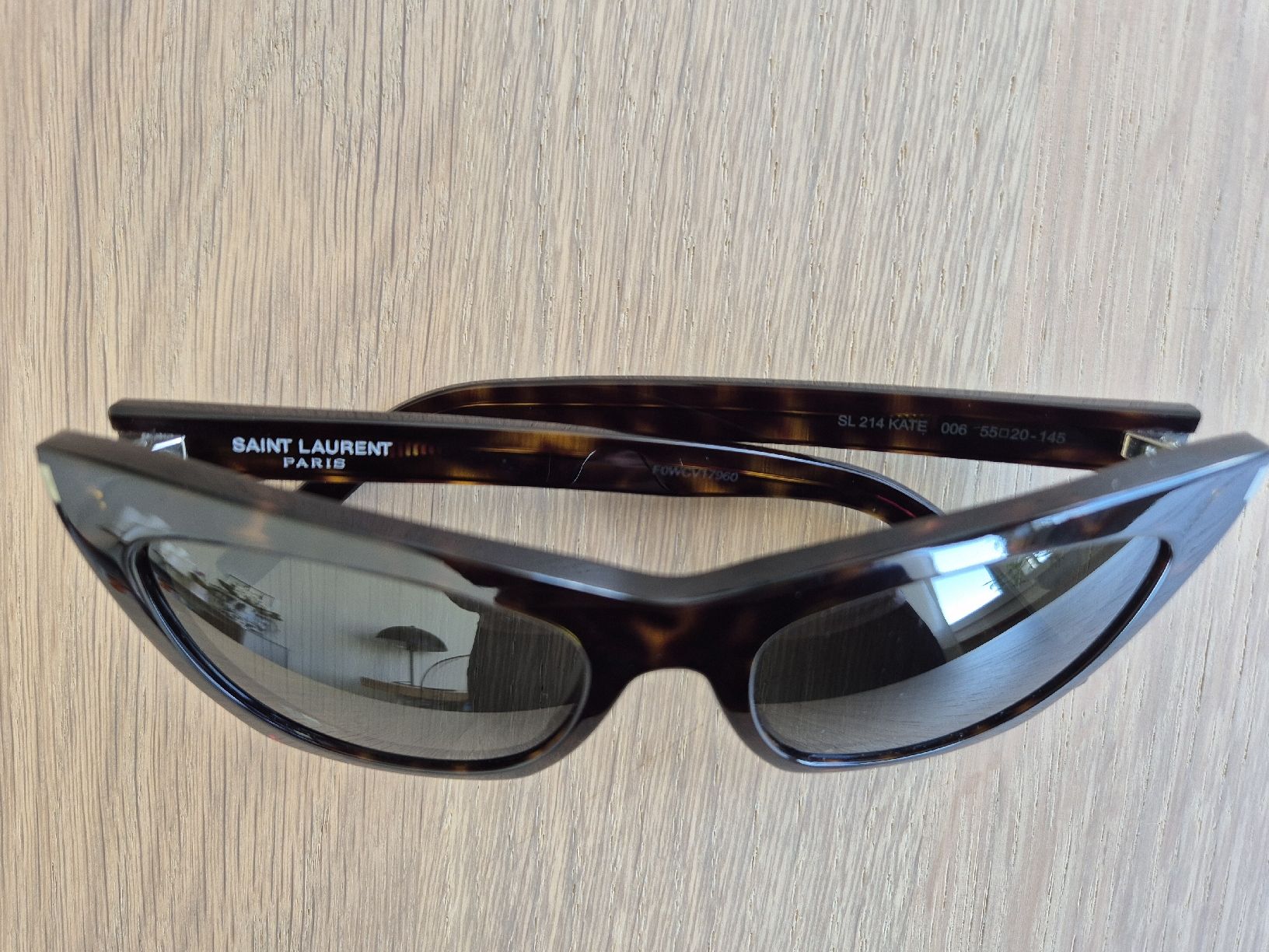 Saint Laurent Occhiali & Lenti: Saint Laurent Kate Sunglasses – Usato da Zürich venduto da lar_b5f9 2