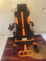Sedia a rotelle elettrica concepita per disabili x salire sc