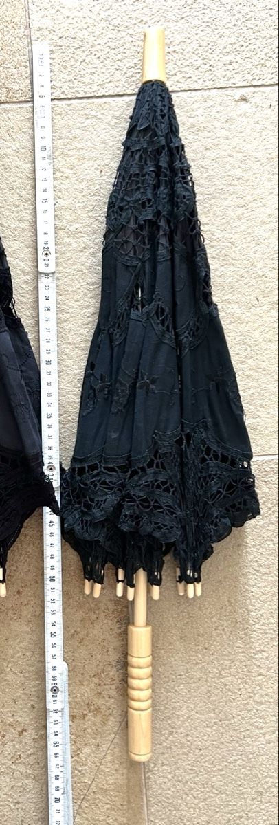 Ombrelloni: Sonnenschirm im Gotischem Style! – Nuovo (secondo la descrizione) da Kallnach venduto da sta_sy57 7