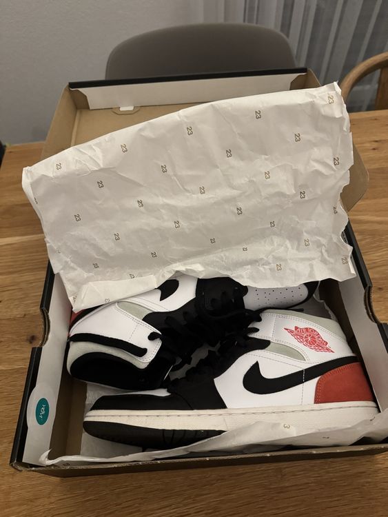 Jordan Chaussures hommes: Air Jordan Mid size 44 – D'occasion à Lenzburg par Jet_mir 4