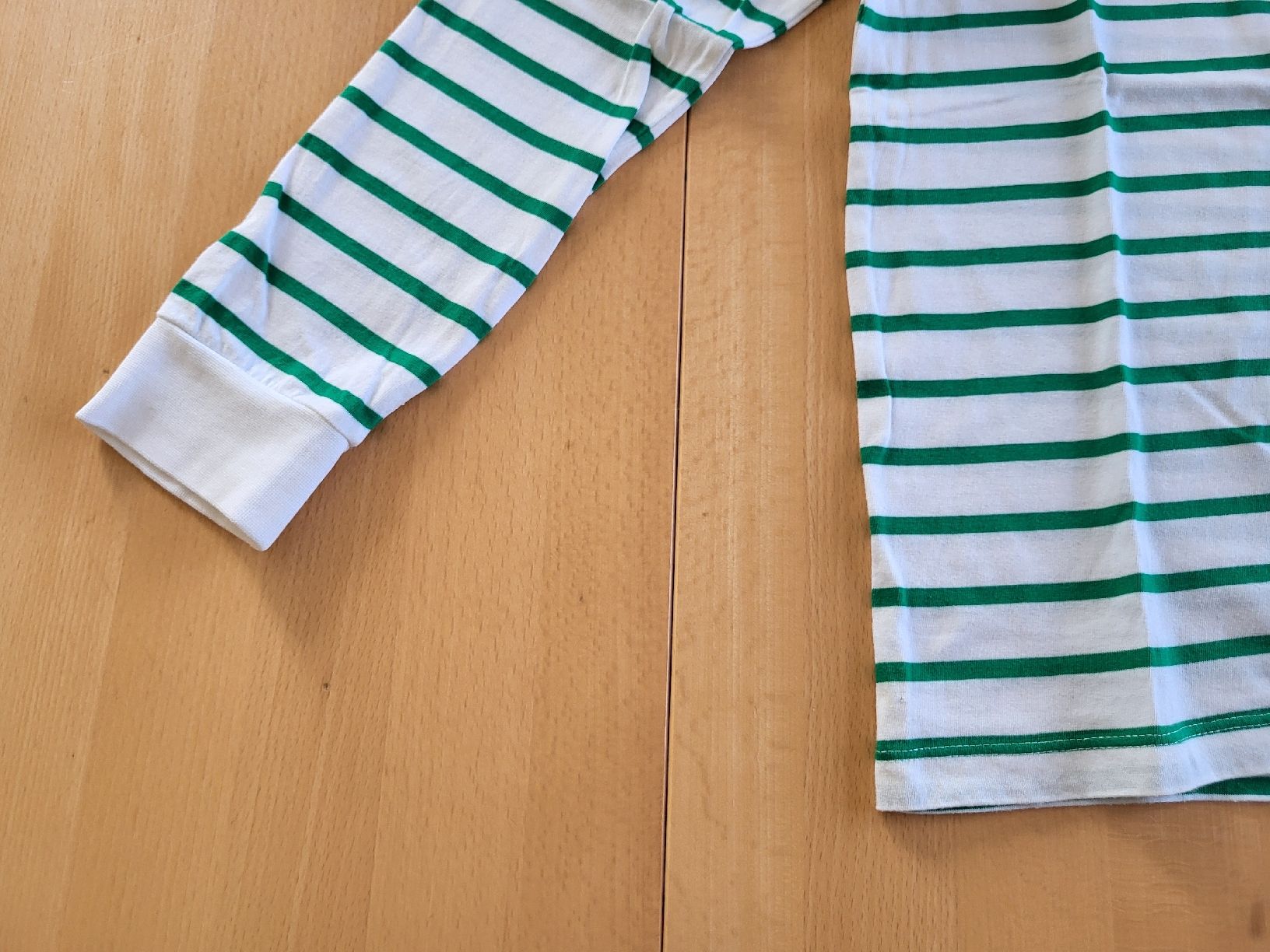 Tchibo Camicie, T-shirt & Polo: Langarmshirt Gr. 146/152 – Usato da Dürrenäsch venduto da DanaW01 2