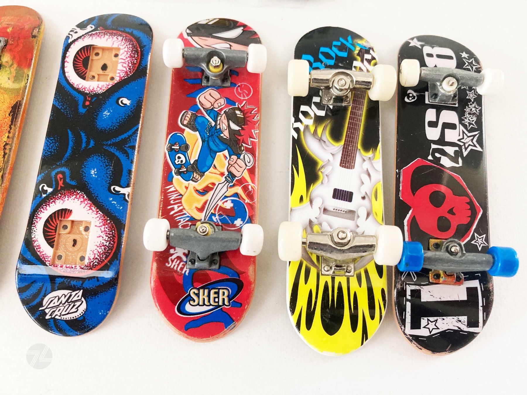 Skateboards: 8x TechDeck Skateboard Fingerboards &  Zubehör – Usato da Wetzikon ZH venduto da cyan74 2