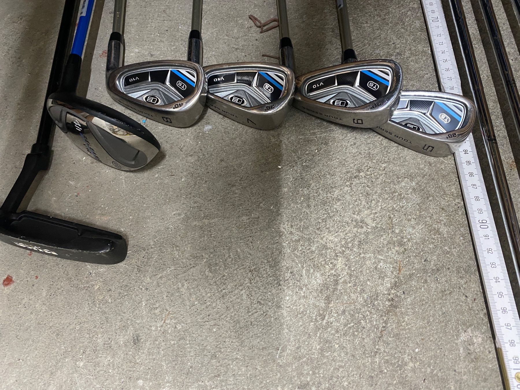 Mazze & Set: Golfschlägerset mit Trolley – Usato da Zürich venduto da iwon75 6