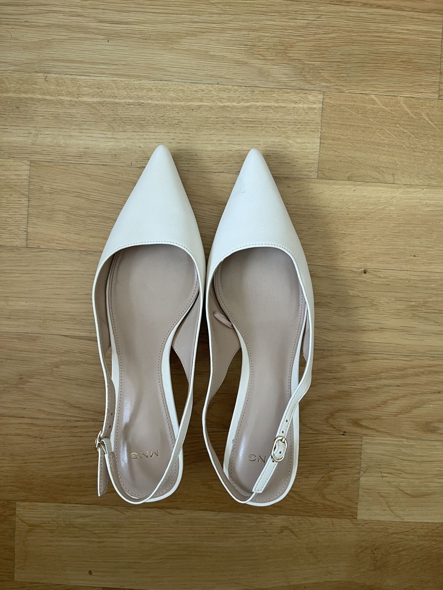 Mango Scarpe da donna: Mango White Kitten Heels  – Usato da Genève venduto da emi_bc27