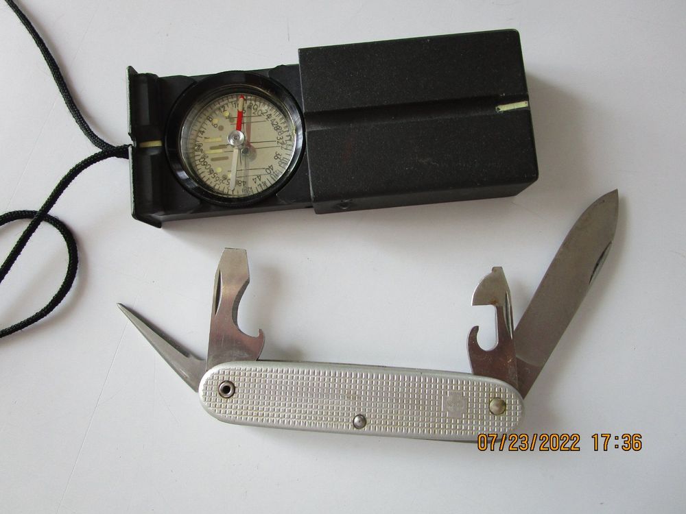 Boussole Recta DP6 De L'Armée Suisse – Modèle Vintage Avec Notice, Made In Switzerland
