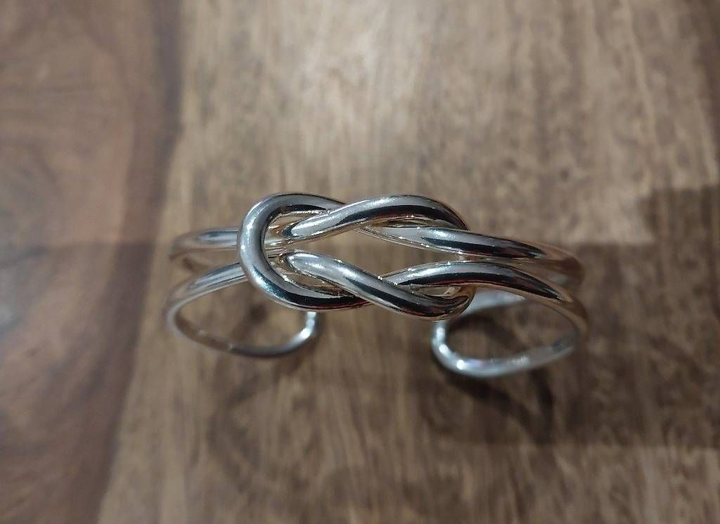 Armbänder & -reifen: Bracelet Rigide "Double Noeud" Argent Massif 925. – Gebraucht aus VÉTROZ von UNIKATYPIK 1