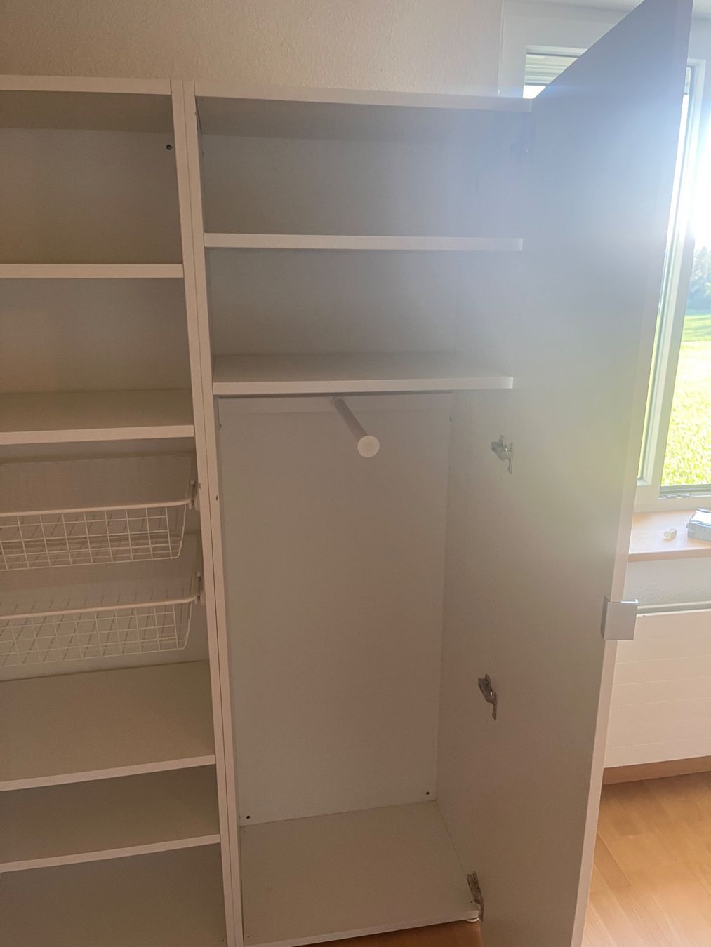 Ikea Schränke: Ikea Schrank Grau Weiss – Gebraucht aus Truttikon von mor_6c7b 3