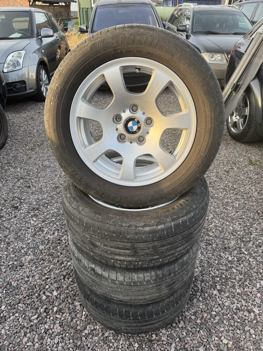 BMW Pneumatici & Ruote complete: BMW Felgen 5x120 E60 5er – Usato da Menziken venduto da rob_z8tq