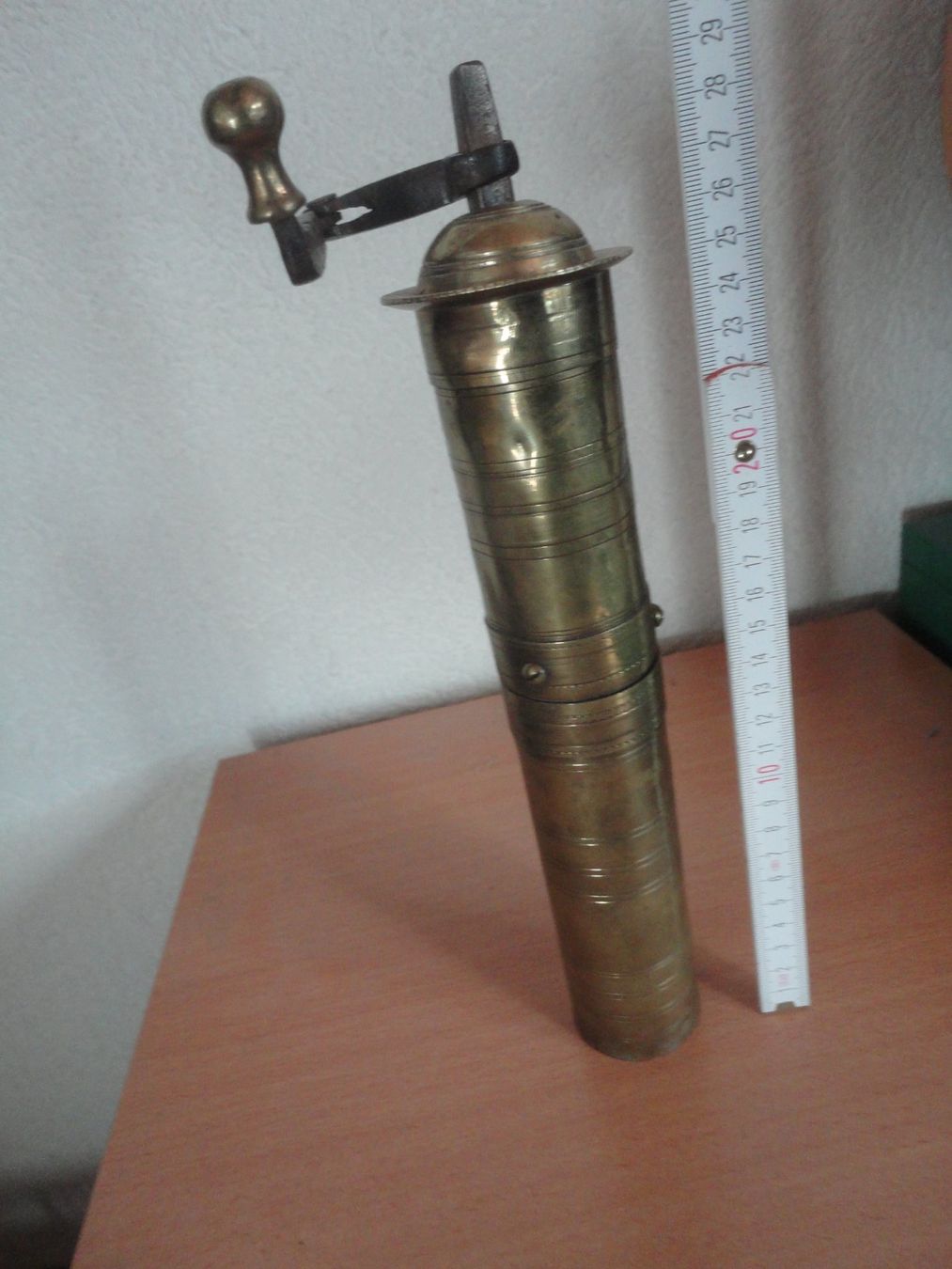 Küchengeräte: Antike Pfeffermühle aus Messing, Handmühle, – Gebraucht aus Gelterkinden von Gimbo2 2