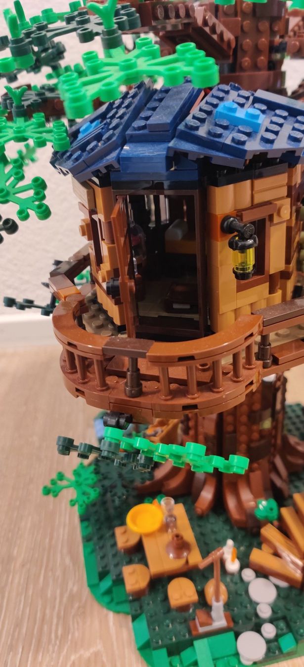 Lego Kit di costruzioni: Lego® 21318 Baumhaus – Usato da Erstfeld venduto da Bini-CH 6